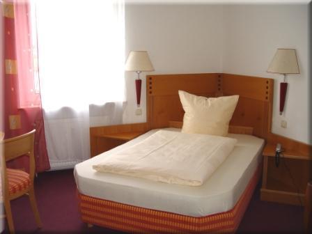 City Hotel Waldkraiburg Pokoj fotografie